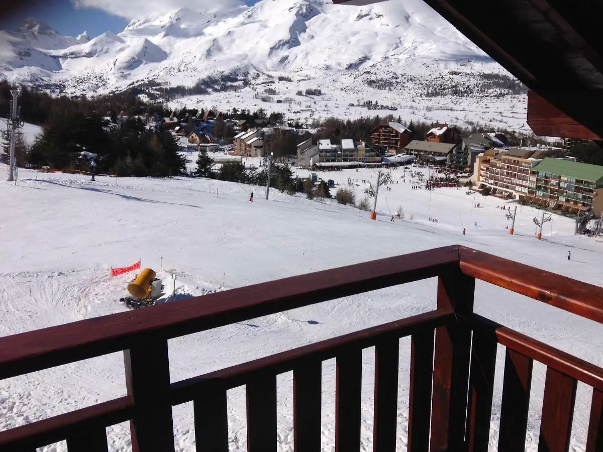Apartment Eden Sur Les Pistes Avec Vue Panoramique Sur La Vallee La Joue du Loup France