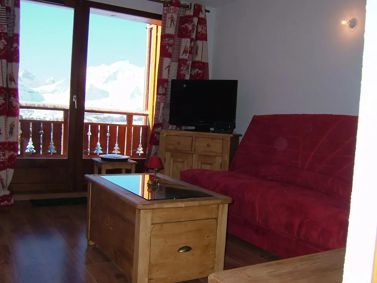 Eden Sur Les Pistes Avec Vue Panoramique Sur La Vallee La Joue du Loup Apartment